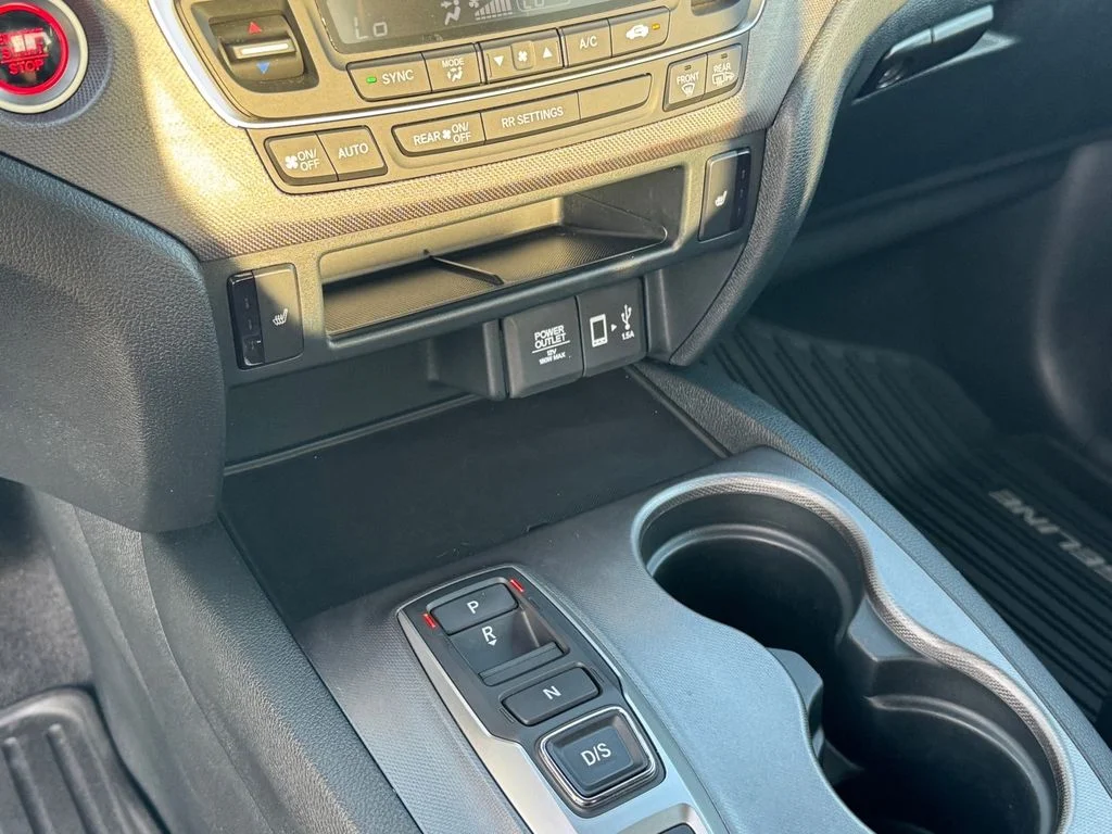 Used 2023  Honda RTL image 27
