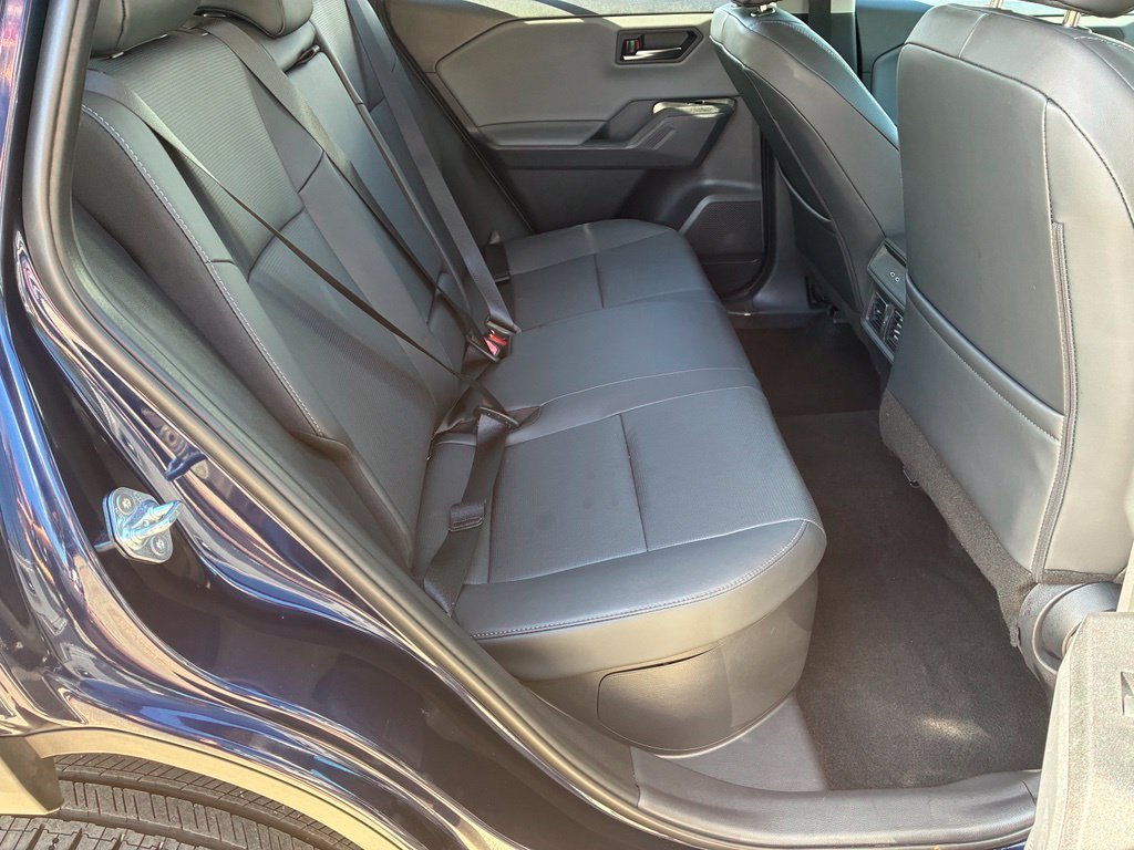 Used 2026  Toyota XLE Premium image 17