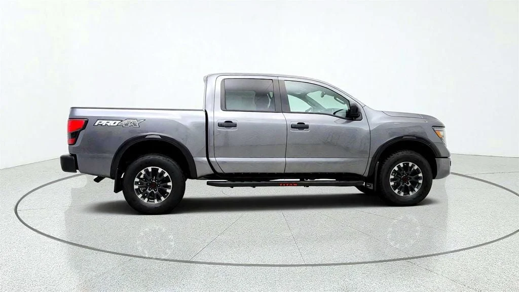Used 2024 Gun Metallic Nissan 4x4 Crew Cab PRO-4X w/ Rugged Step Boards image 4