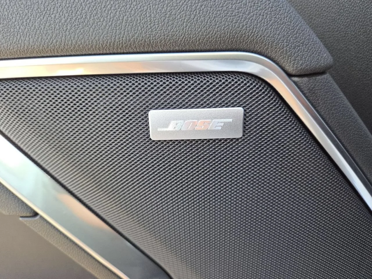 New 2026 Glacier White Tricoat GMC SLT image 14