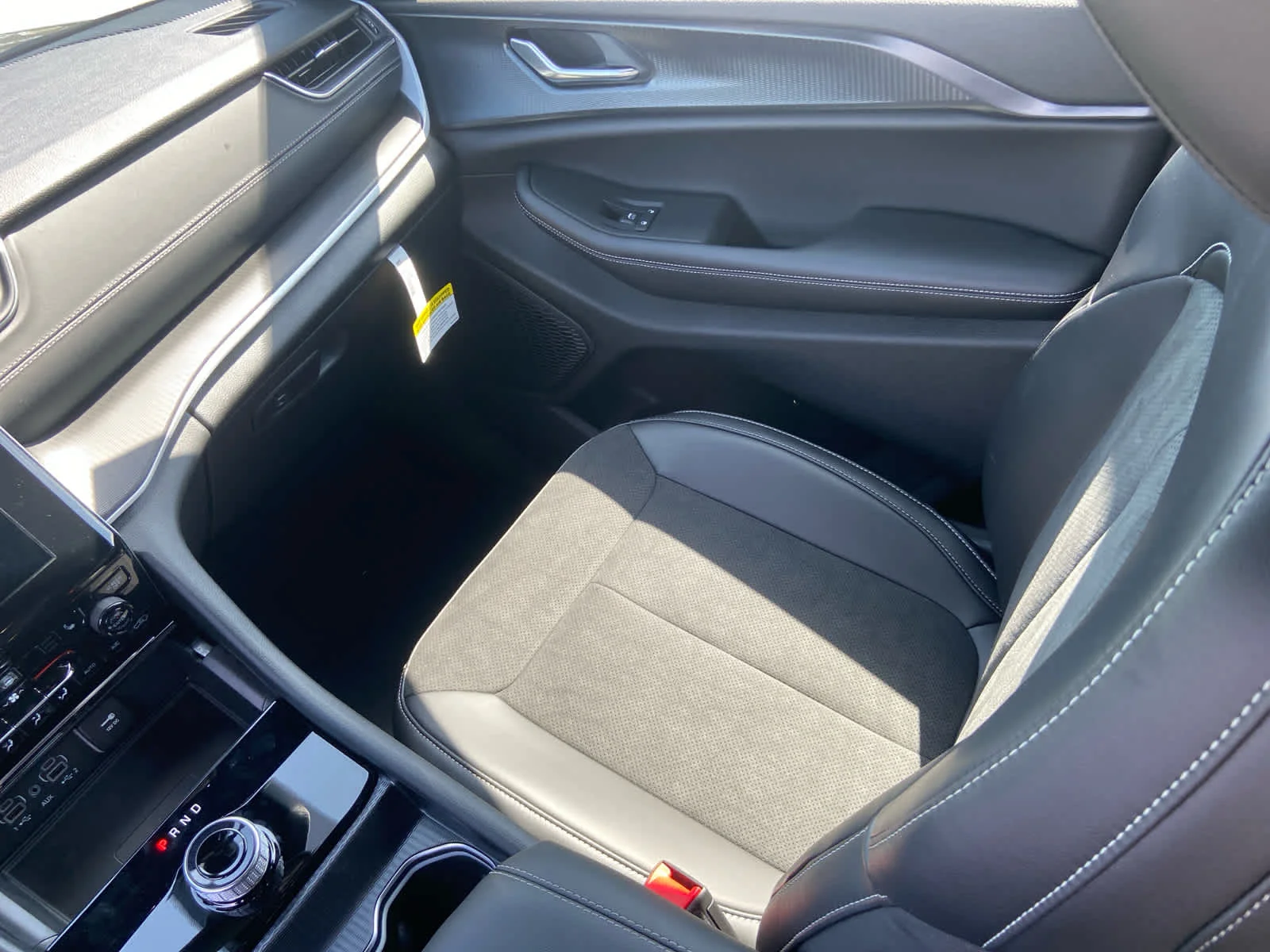 2025 Jeep Grand Cherokee L Altitude - Photo 18