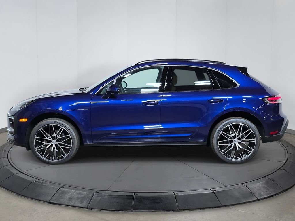 New 2026 Gentian Blue Metallic Porsche  image 2