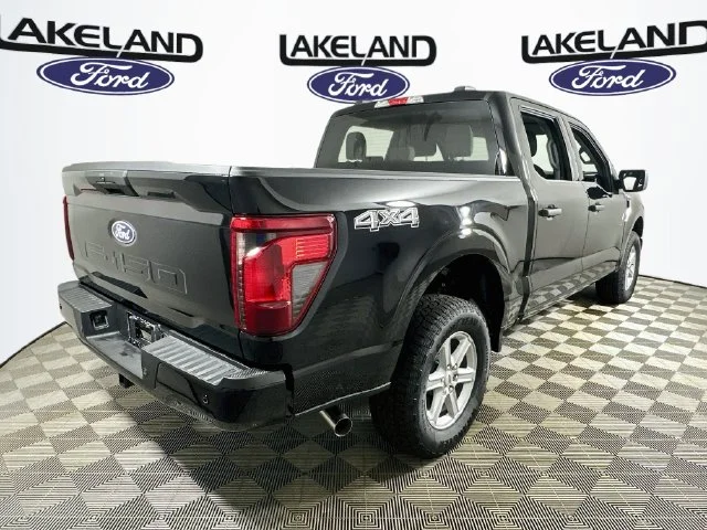 New 2026 Black Ford XLT image 3