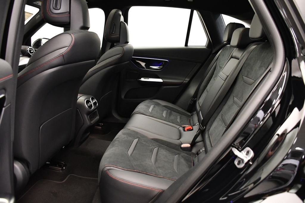 2025 Mercedes-Benz GLC AMG GLC43 - Photo 40