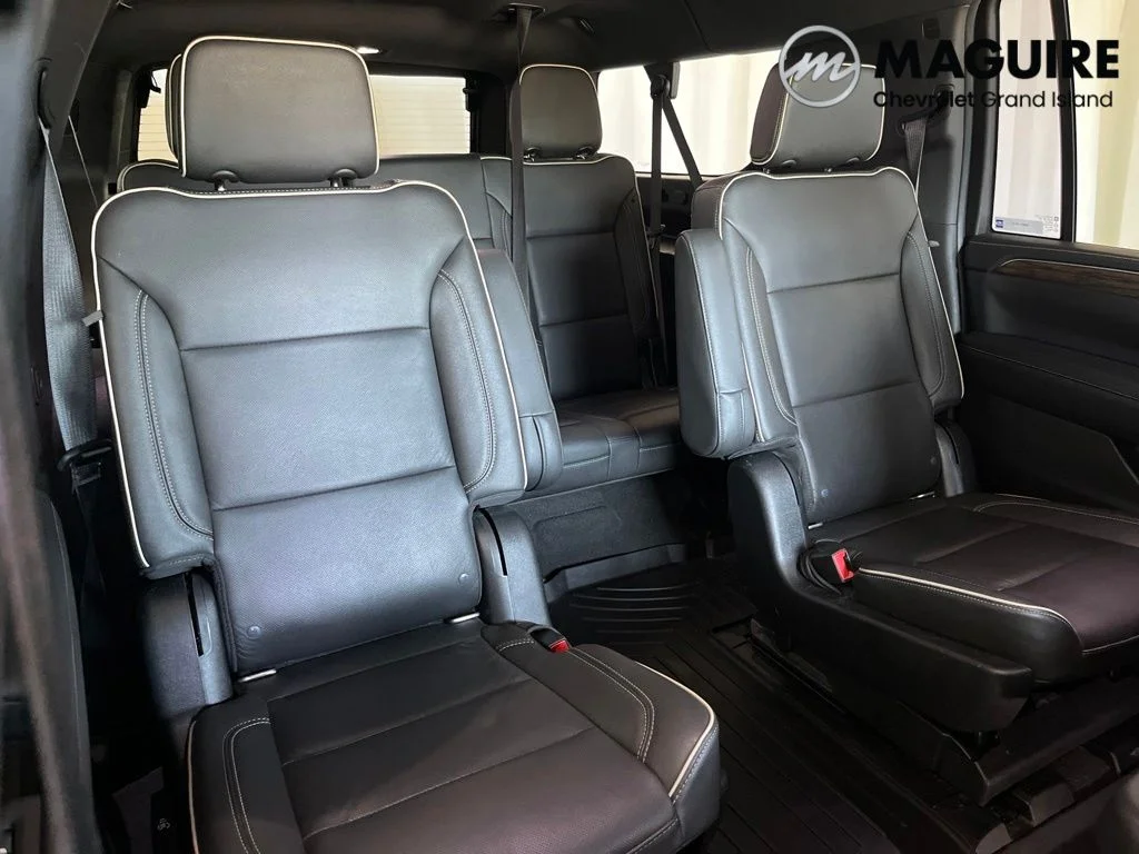 Used 2021 Summit White Chevrolet Premier image 32
