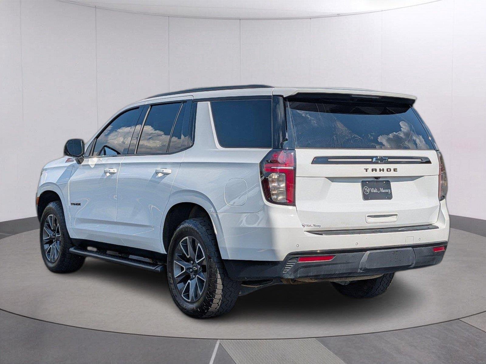 Used 2023 Summit White Chevrolet Z71 image 3
