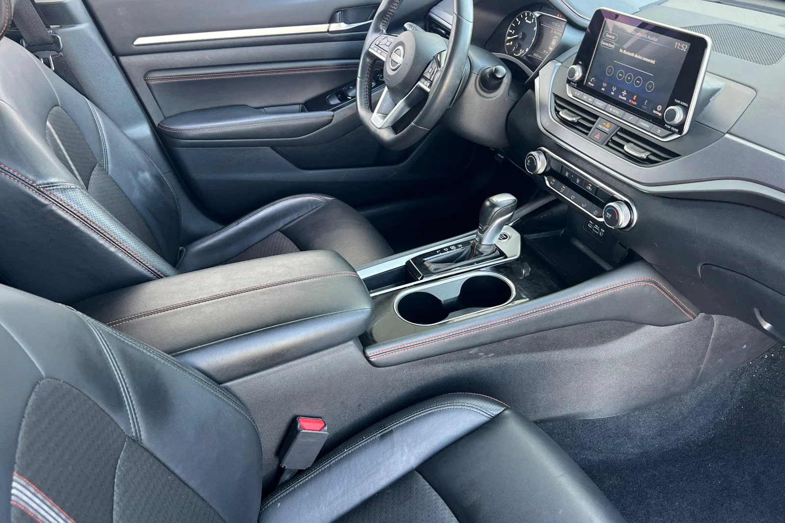 Used 2023 Silver Nissan 2.5 SR image 15