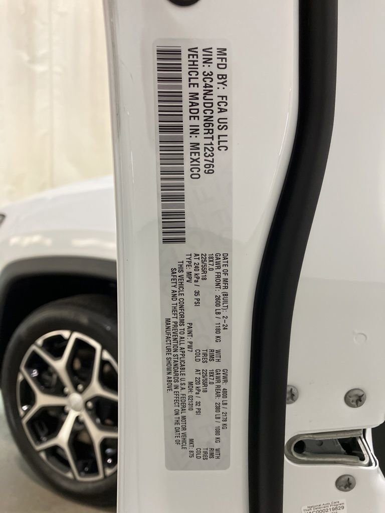 Used 2024 Bright White Clearcoat Jeep Limited image 28