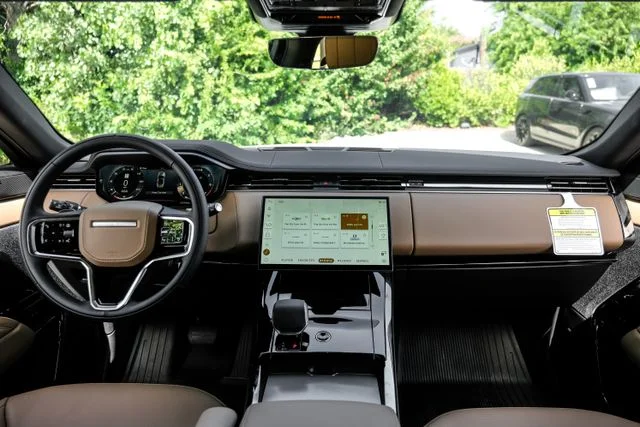 New 2026  Land Rover SE image 16