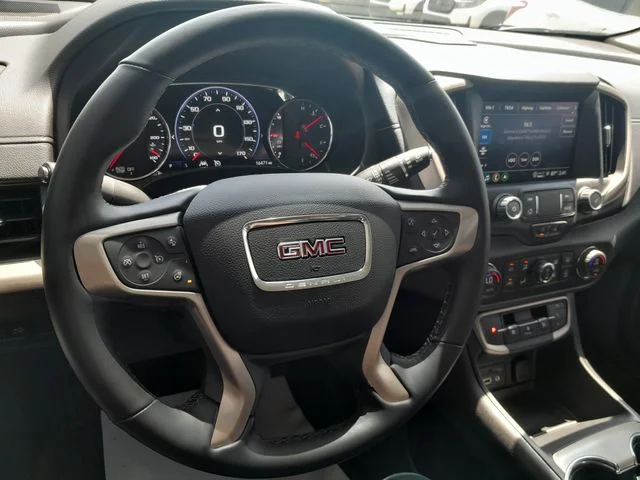 Used 2024 Black GMC Denali image 11