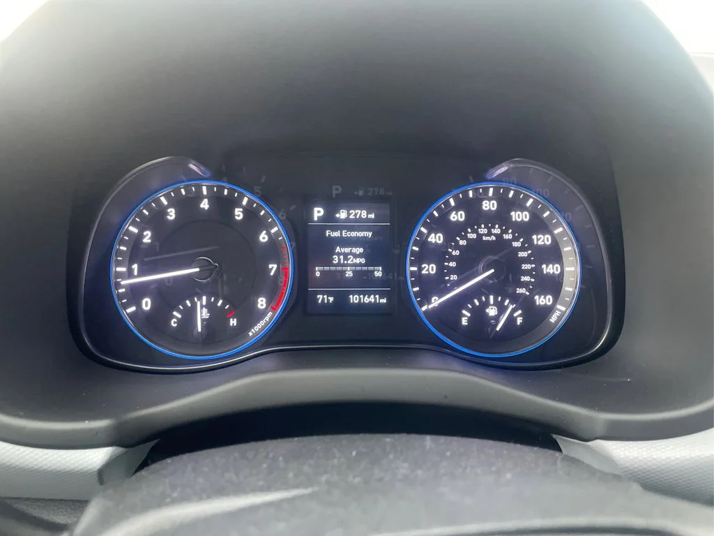 Used 2018 Ultra Black Hyundai Limited image 13