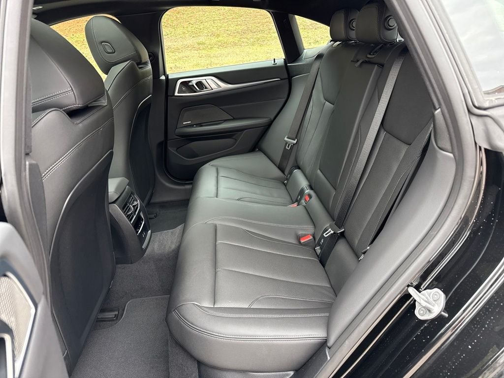 Used 2026 Black BMW xDrive40 image 27