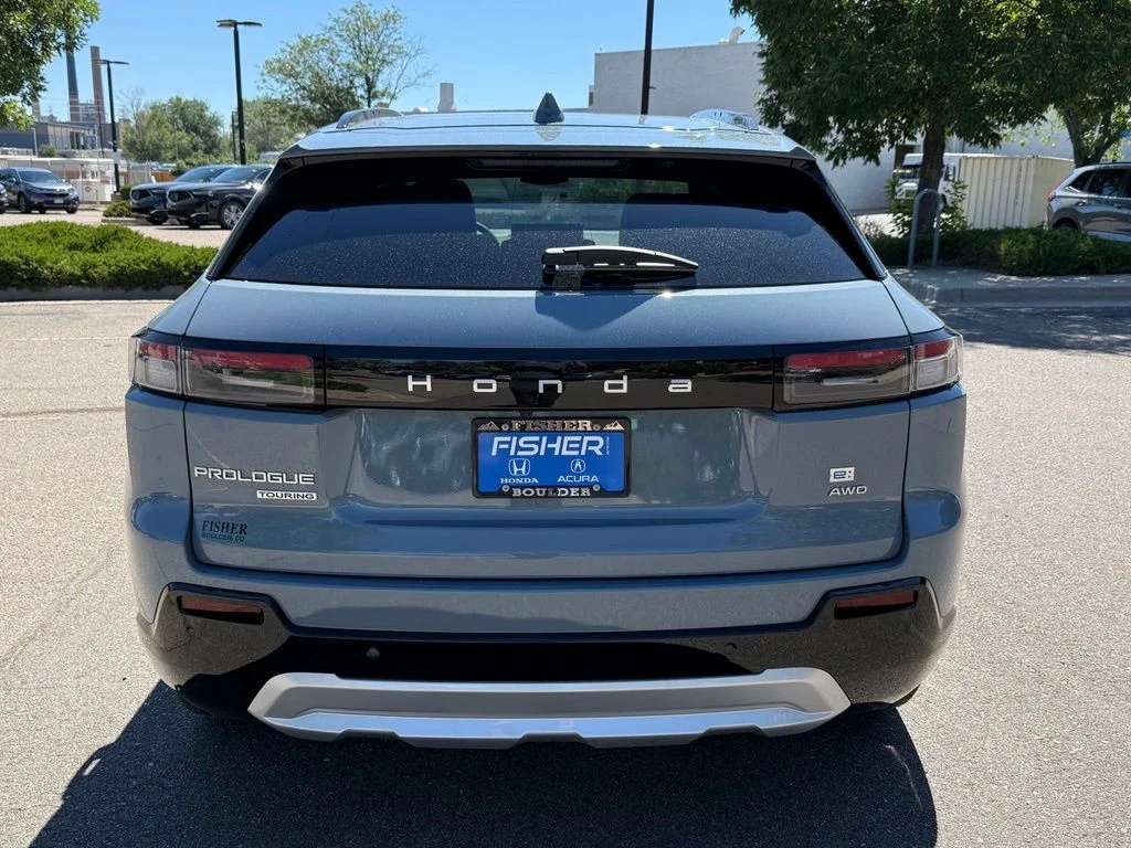 New 2026 Sonic Gray Pearl Honda Touring image 6