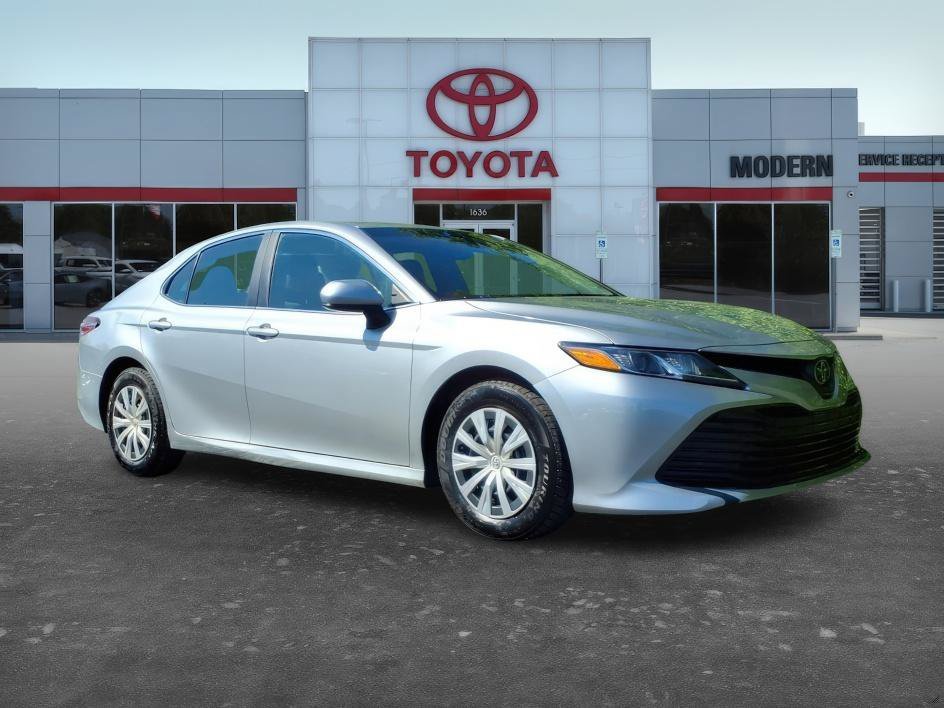 Used 2018 Celestial Silver Metallic Toyota L image 7