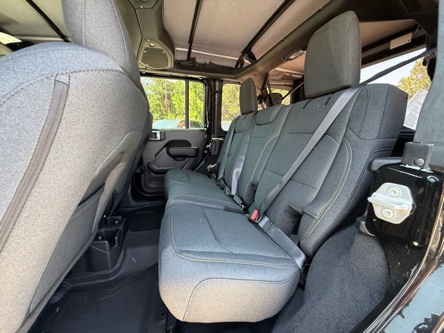 New 2025 Black Clear-Coat Exterior Paint Jeep Sport S image 18