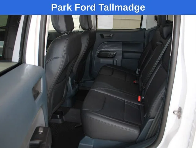 Used 2025 Oxford White Ford Lariat image 25