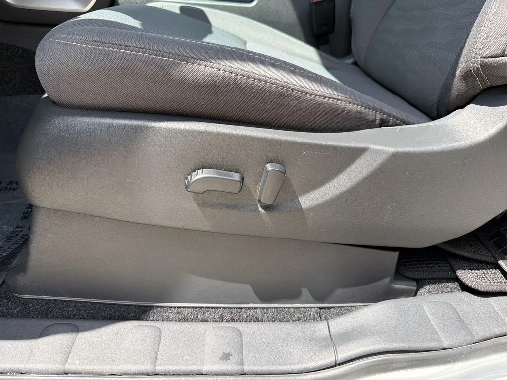 Used 2024 White Nissan SV image 15