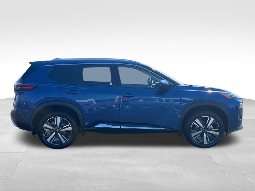 Certified Used 2023 Blue Nissan Platinum image 9