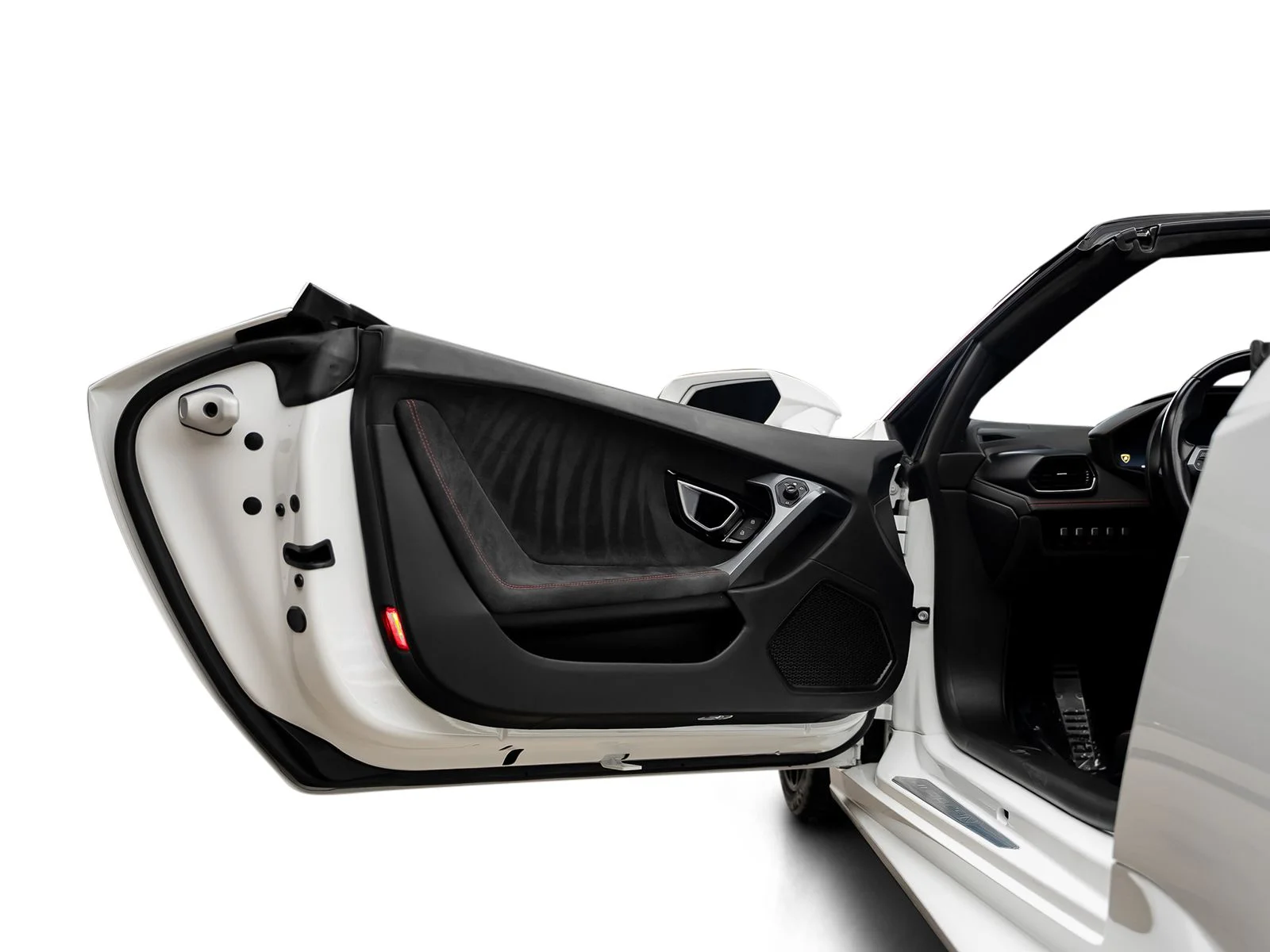 Used 2017 White Lamborghini  image 48