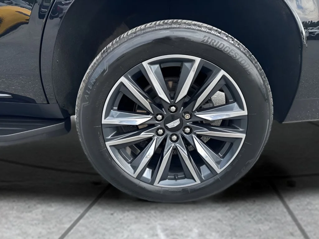 Used 2022 Black Cadillac Sport image 36