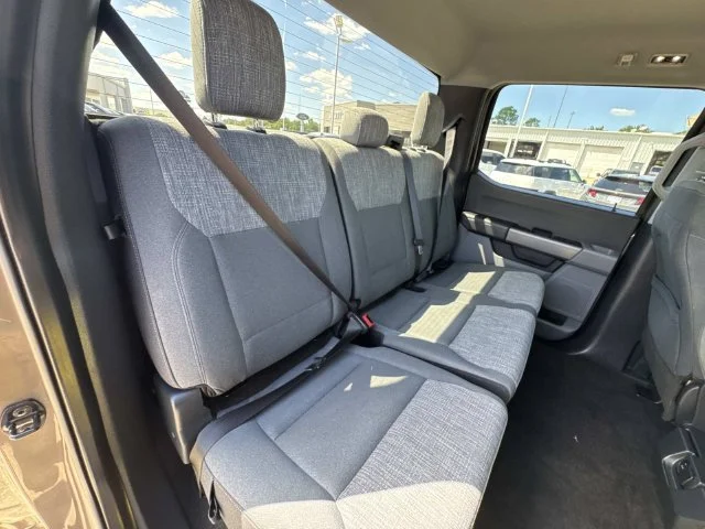 Used 2023 Gray Ford XLT image 27