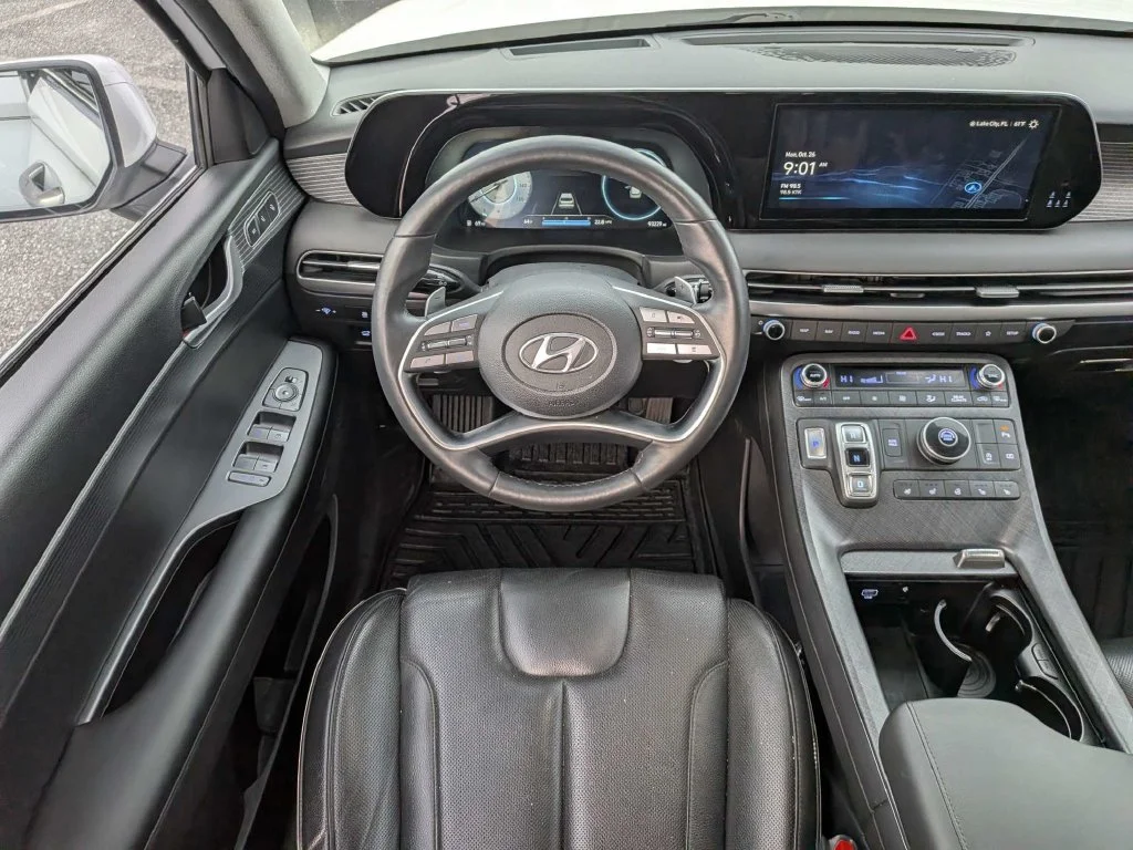 Used 2024 White Hyundai Limited image 16