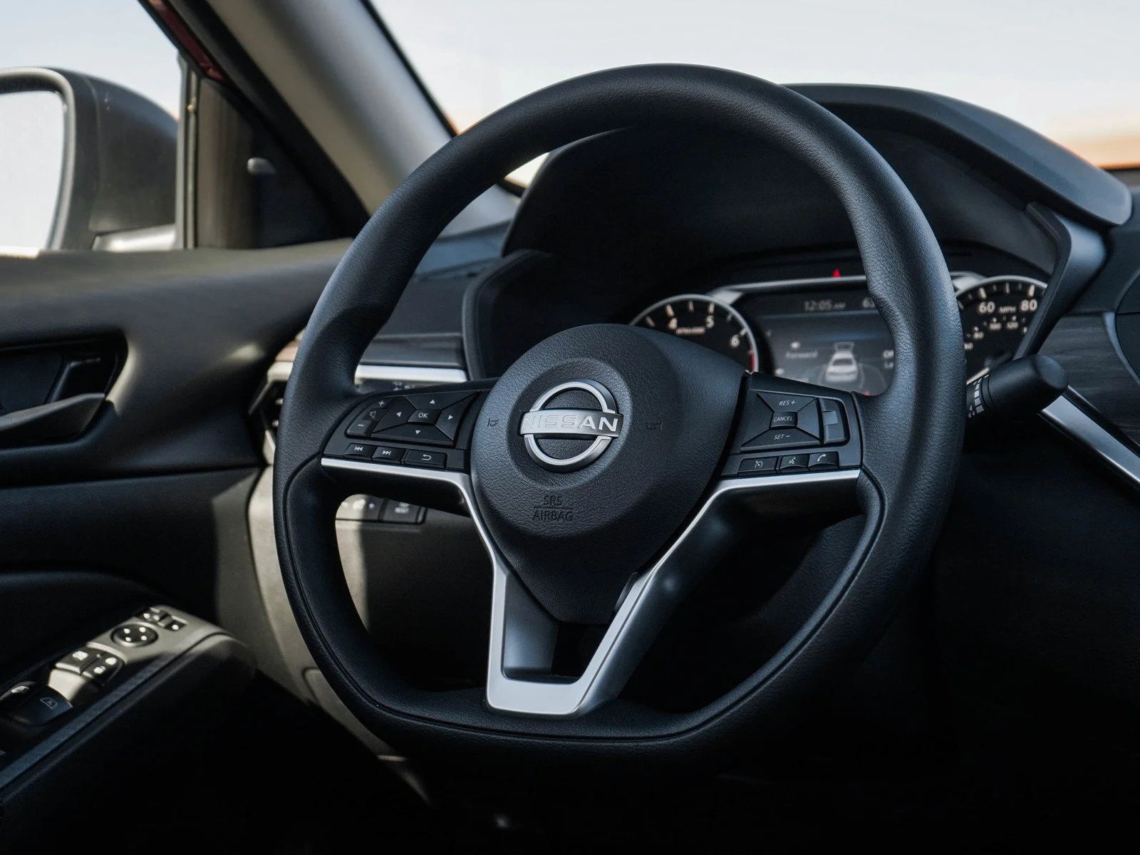 New 2026 Pearl White Tricoat Nissan 2.5 SV image 13