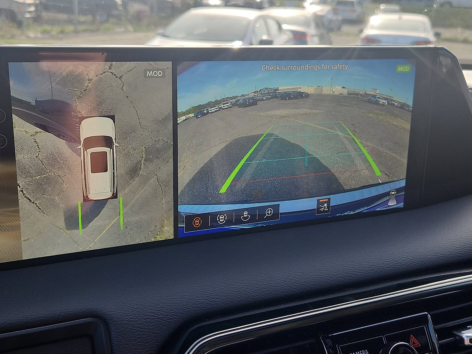 2026 Nissan Armada PRO-4X - Photo 17