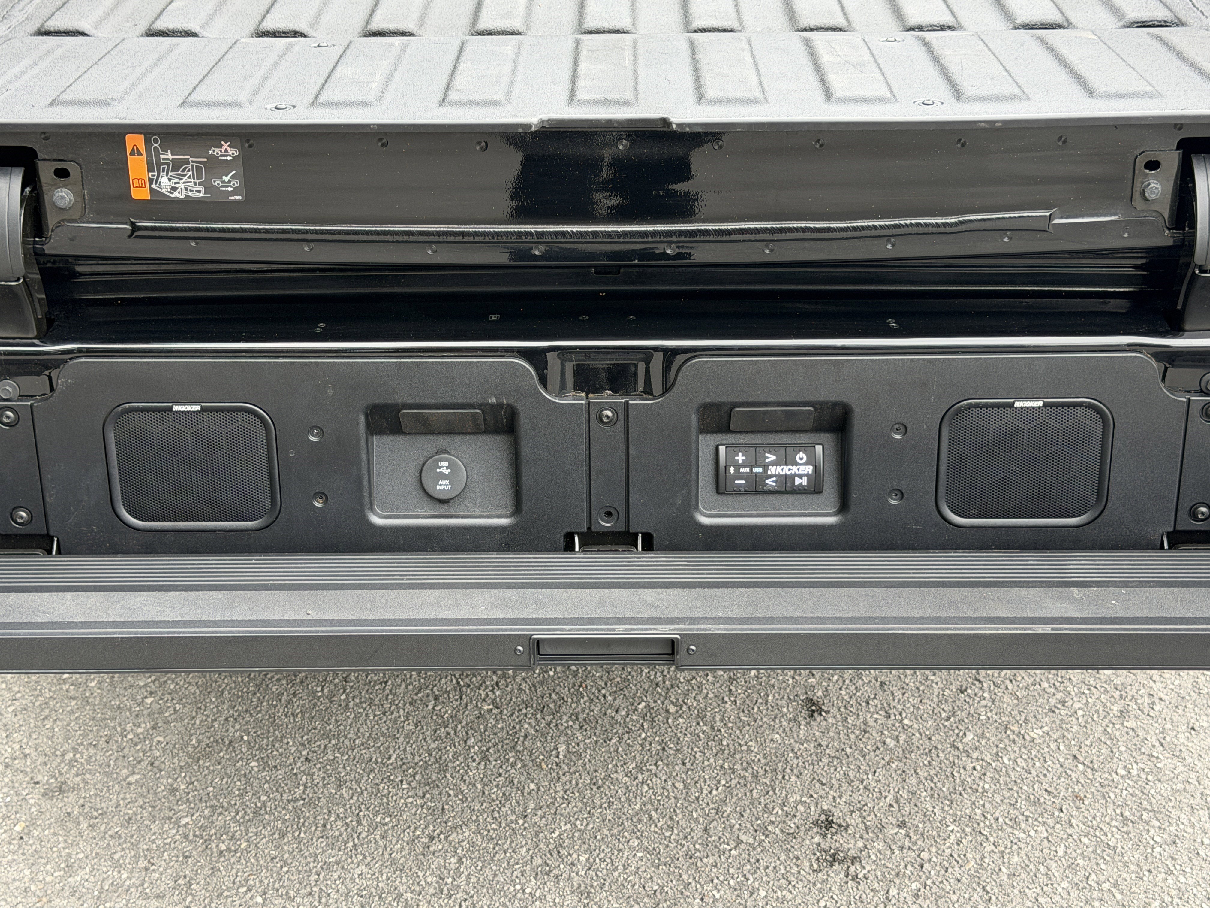 2024 GMC Sierra 1500 AT4X - Photo 12