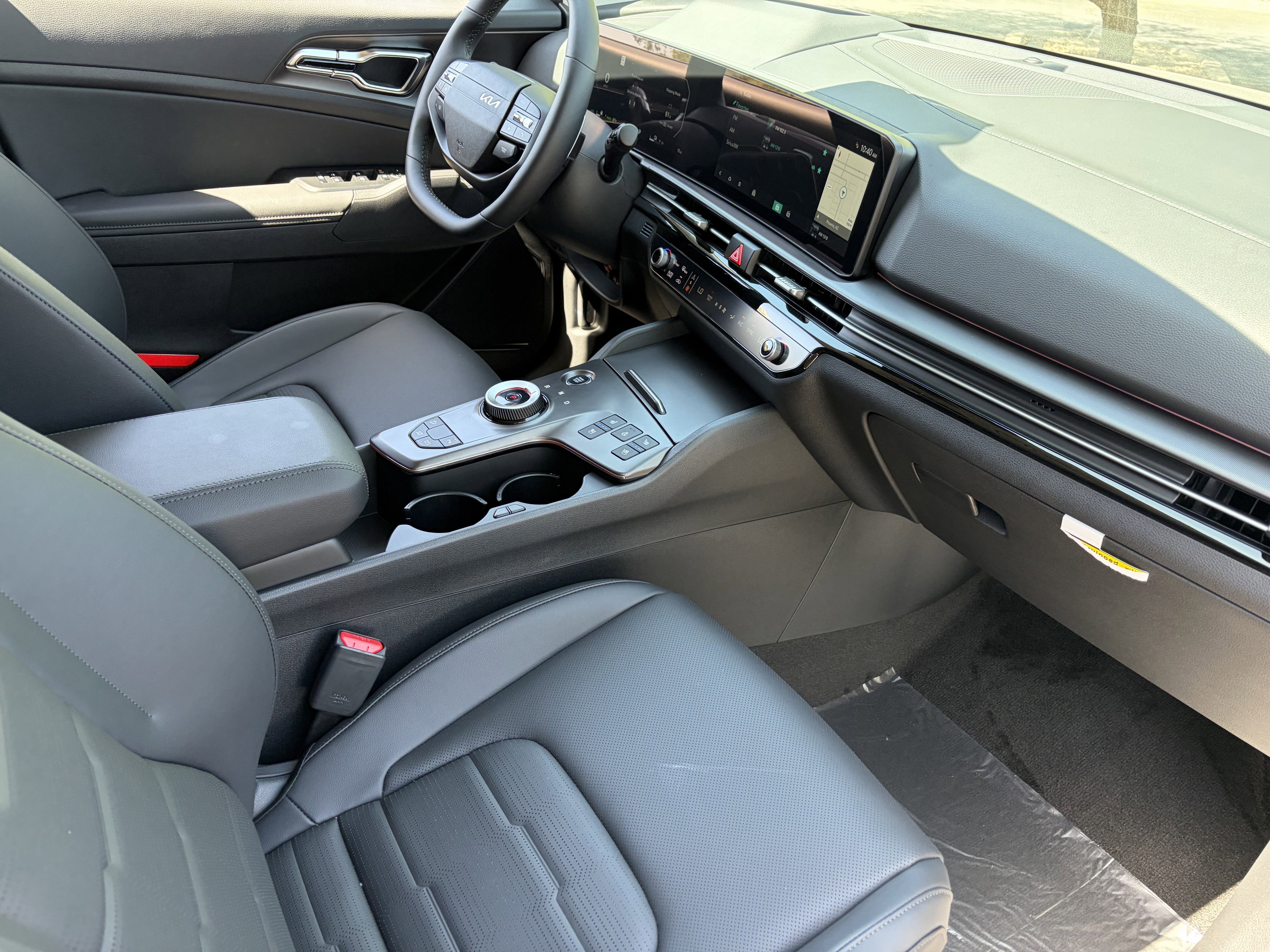 New 2026 Shadow Matte Gray Kia SX Prestige image 10