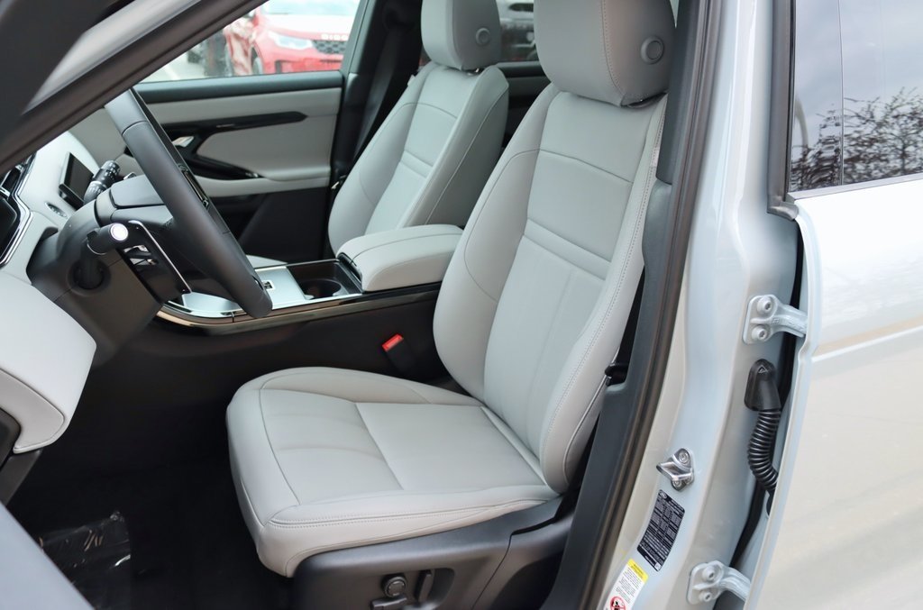 2026 LAND ROVER RANGE ROVER EVOQUE - Image 13