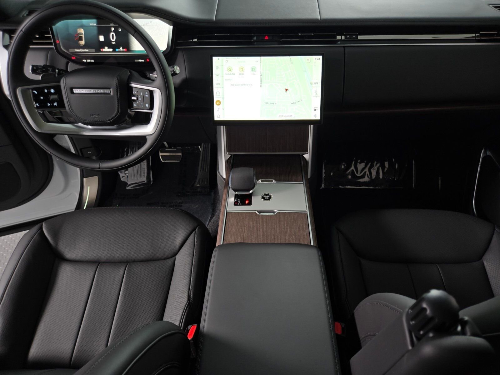 New 2026 Fuji White Land Rover SE image 4