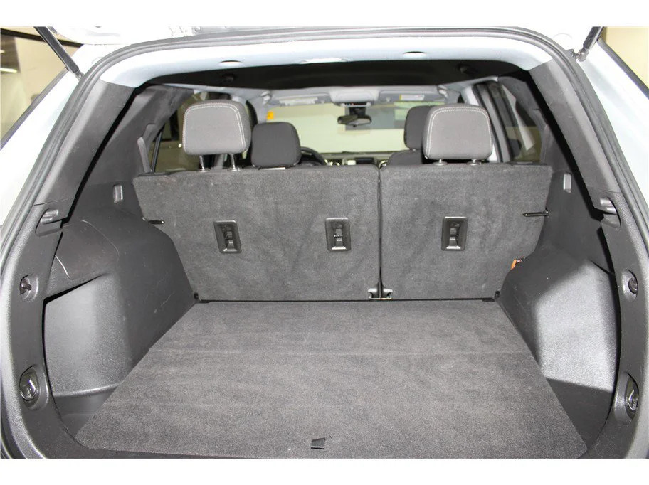 Used 2021 Silver Ice Metallic Chevrolet LS image 19