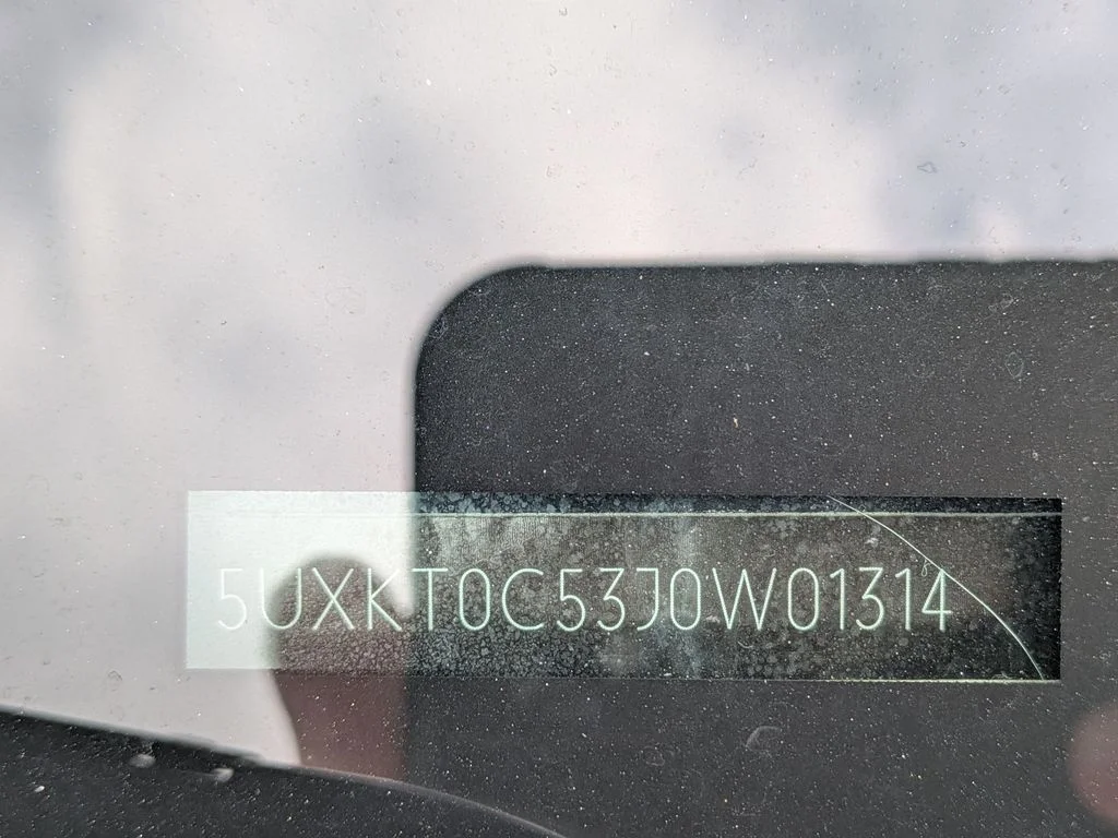 Used 2018 White BMW xDrive40e image 8
