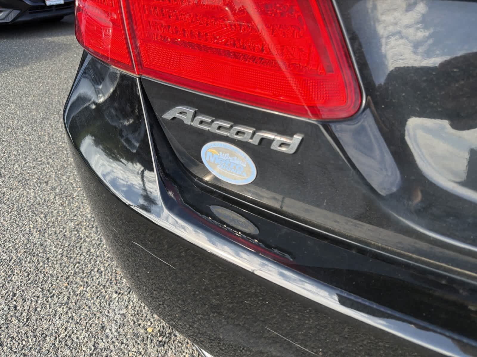 Used 2014  Honda Sport image 23