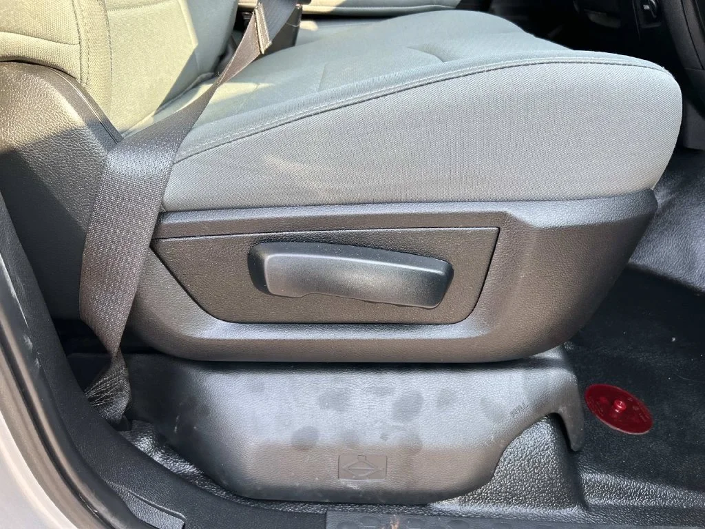 Used 2018 Silver Ram Tradesman image 31