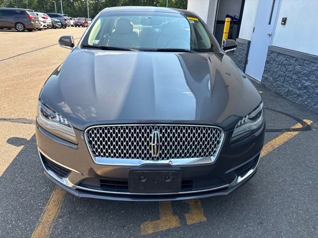 Used 2018 Gray Lincoln Premiere image 2