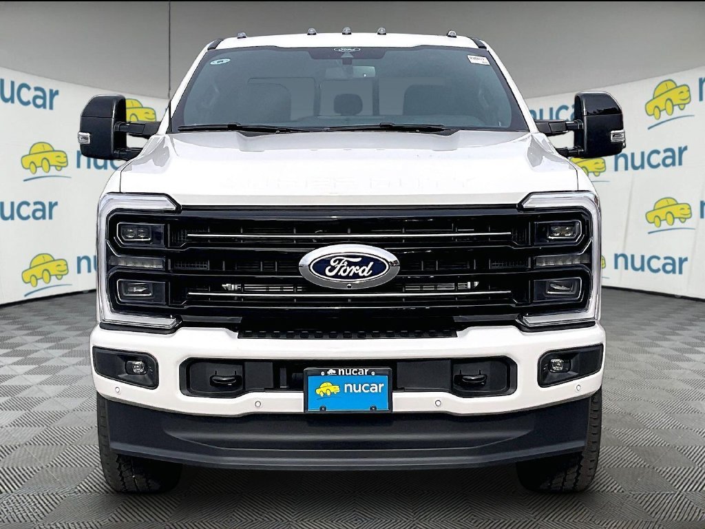New 2027 Star White Metallic Tri-Coat Ford Platinum image 2