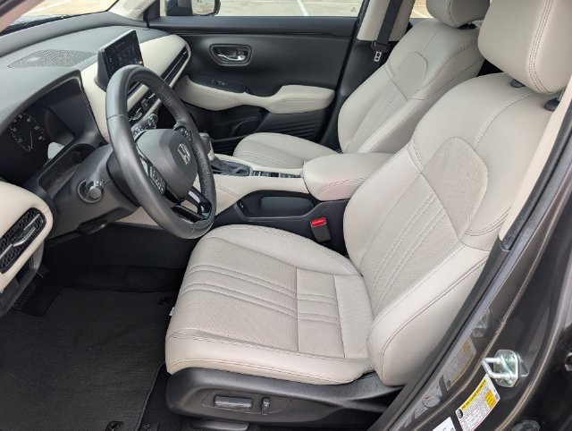 Used 2024 Gray Honda EX-L image 7