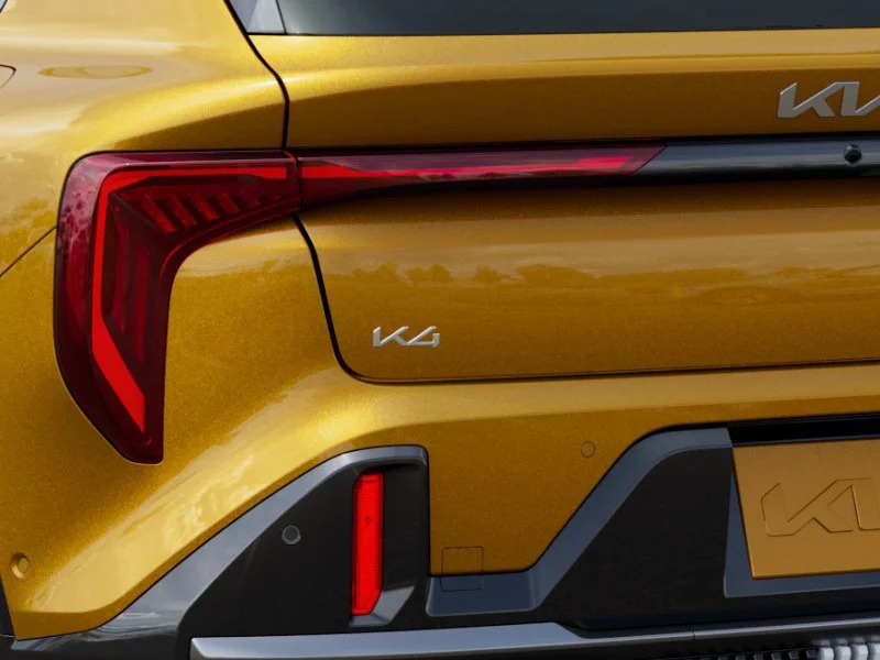 New 2026 Sparkling Yellow Kia GT-Line Turbo In-Transit image 11