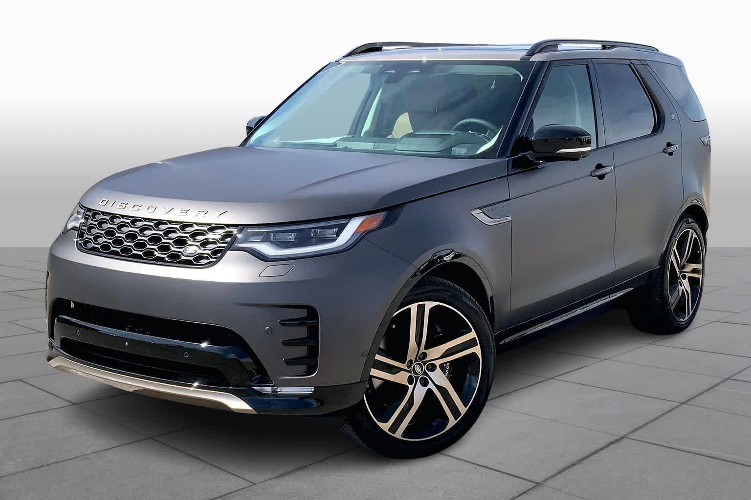 Gray (Charente Grey) 2026 Land Rover Discovery P360 Tempest Edition AWD SUV / Crossover All-Wheel Drive
