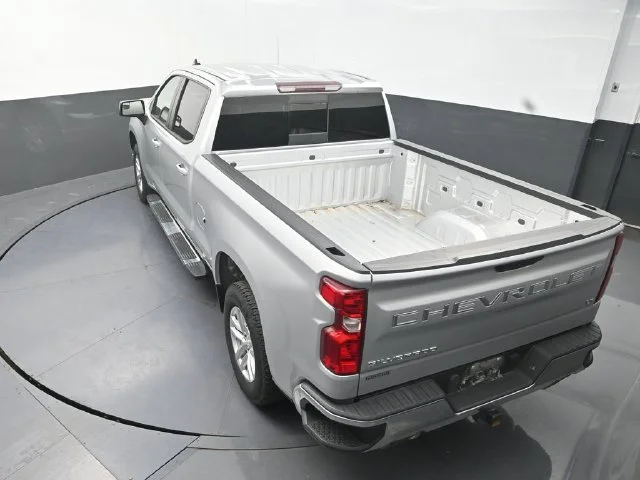 Used 2020 Silver Chevrolet LT image 27