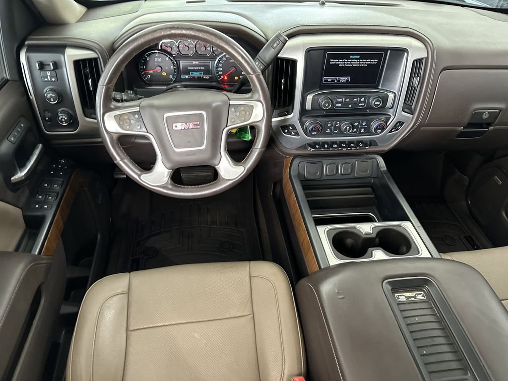 Used 2017 Black GMC SLT image 17
