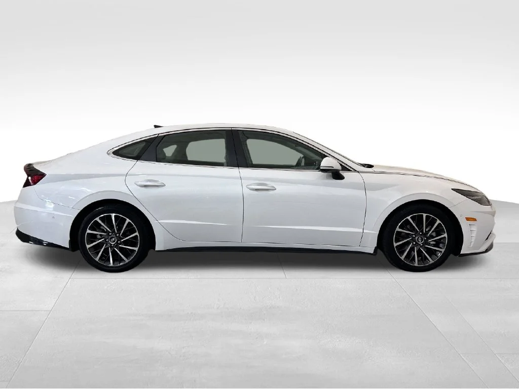 Used 2022 Gray Hyundai Limited image 7