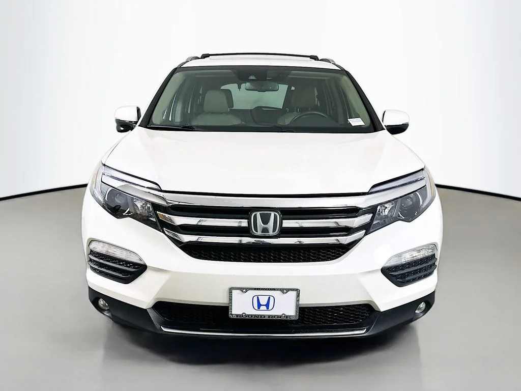 Used 2016 Honda Pilot Touring with VIN 5FNYF6H9XGB051427 for sale in Round Rock, TX