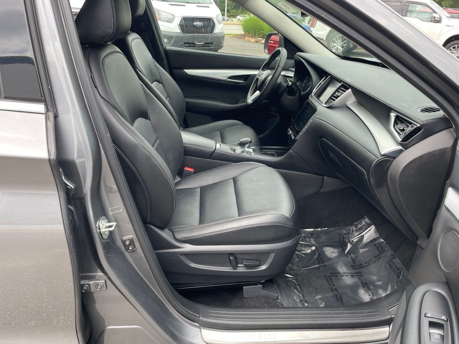 Used 2021 Gray INFINITI LUXE image 21