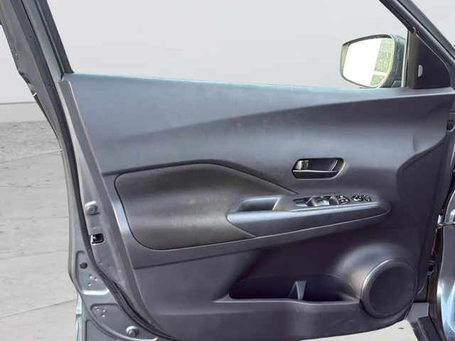 Used 2023 Gray Nissan S image 20