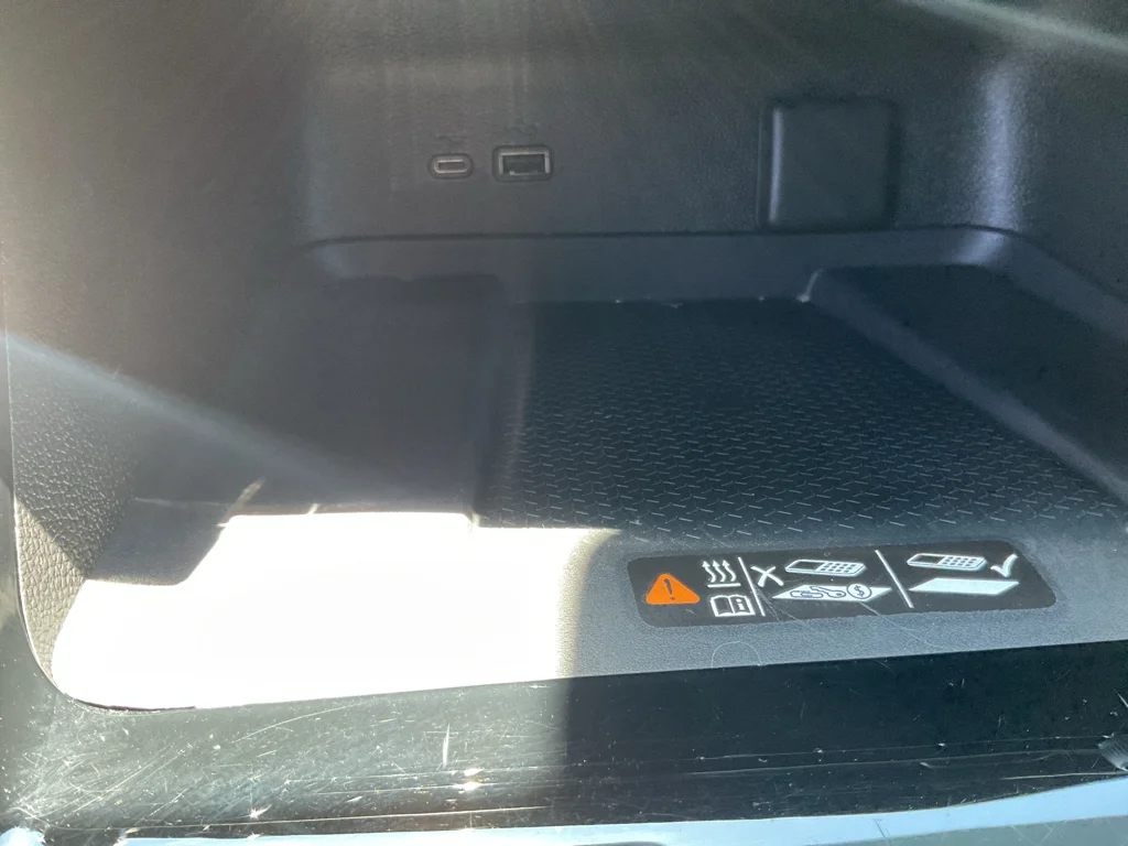 Used 2025 Mosaic Black Metallic Chevrolet AWD LT image 29