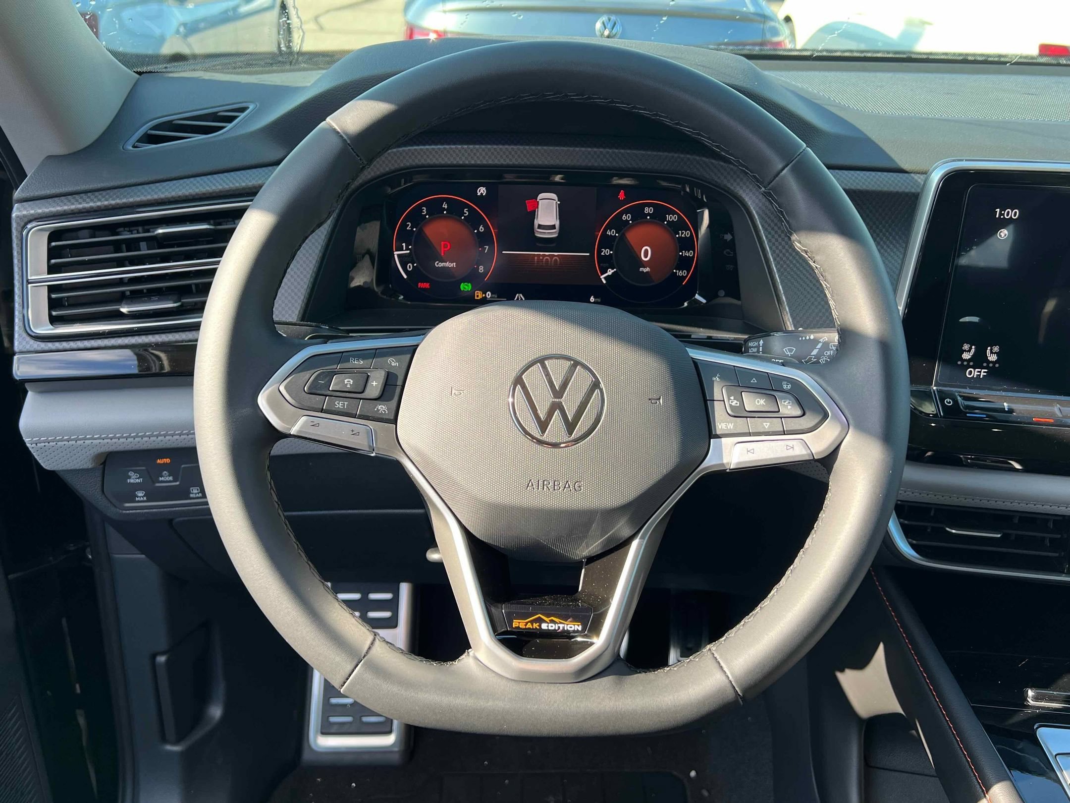 New 2026 Deep Black Volkswagen 2.0T Peak Edition image 32