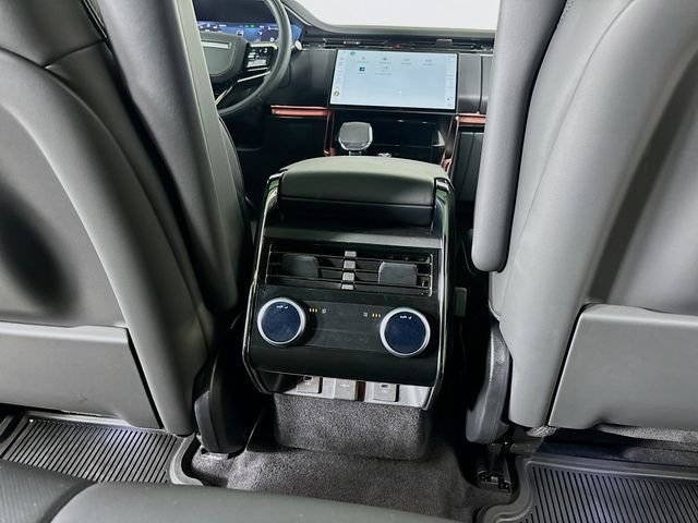 Certified Used 2025 Carpathian Grey Land Rover Dynamic SE image 24
